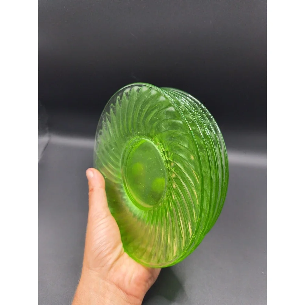 VGT 1930s 7-Green Uranium Glass 6